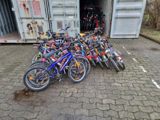 Fahrraeder02