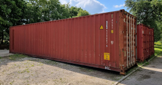 Container